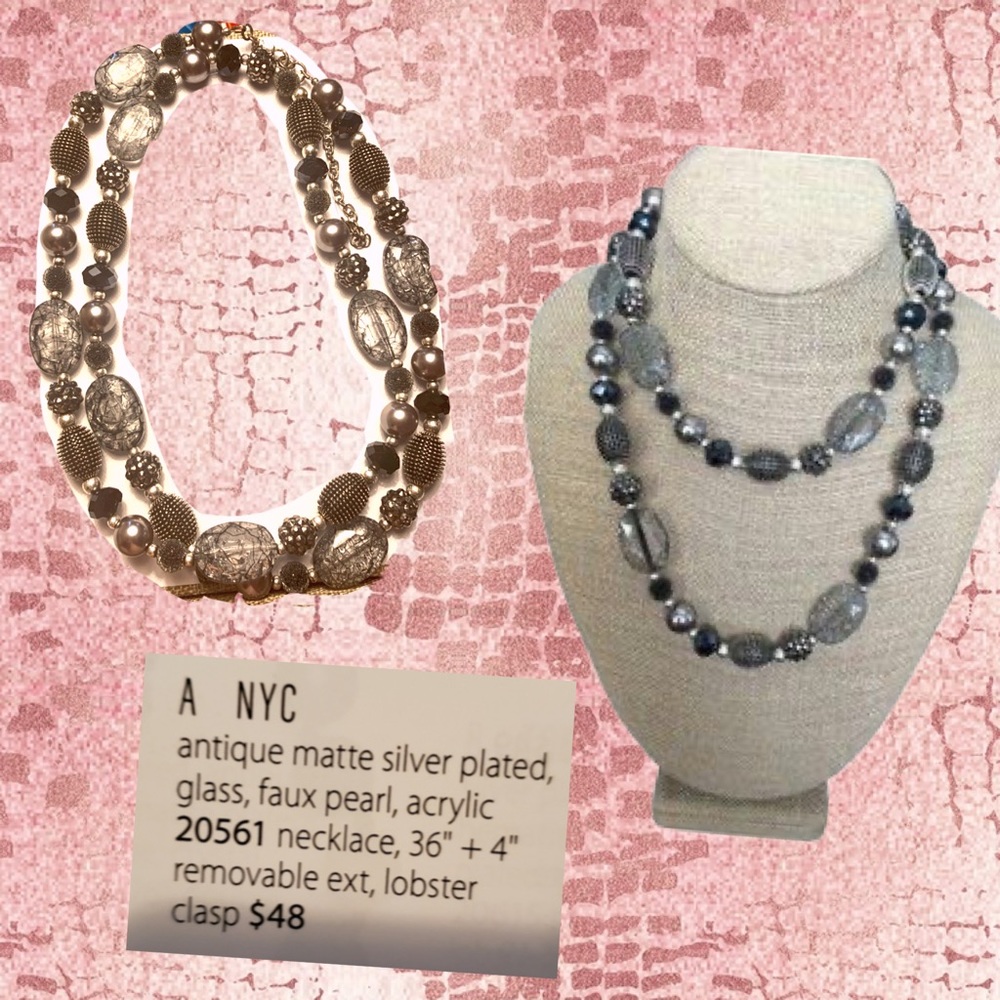 Premier Designs NYC Necklace